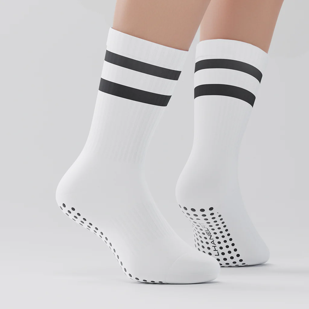 Essential Grip Socks - Image 3